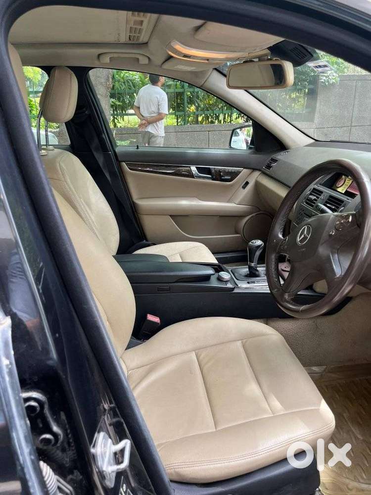 Mercedes-benz E-class E 200, 2011, Petrol
