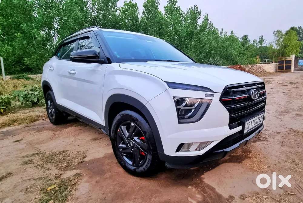 Hyundai Creta Knight Addition With Panoramic Sunroof 