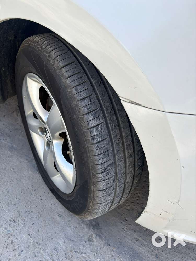 Skoda Rapid Elegance 2012 Diesel Manual