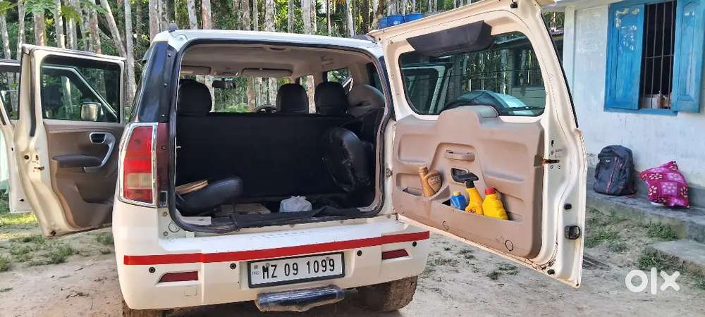Mahindra Bolero Neo Tuv300  2017
