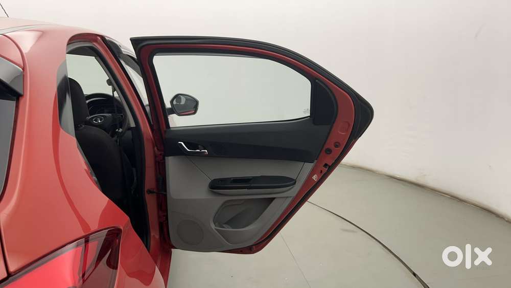 Tata Tiago Xza Plus, 2021, Petrol