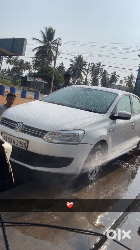 Volkswagen Polo 2011 72000 Km Driven