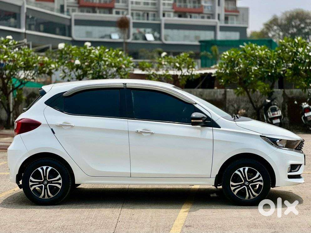 Tata Tiago Xz Plus Cng Dual Tone, 2022, Cng & Hybrids