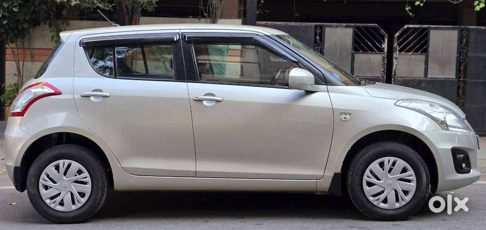 Maruti Suzuki Swift Lxi, 2015, Petrol
