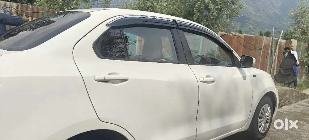 Maruti Suzuki Dzire 2017 Diesel 69000 Km Driven