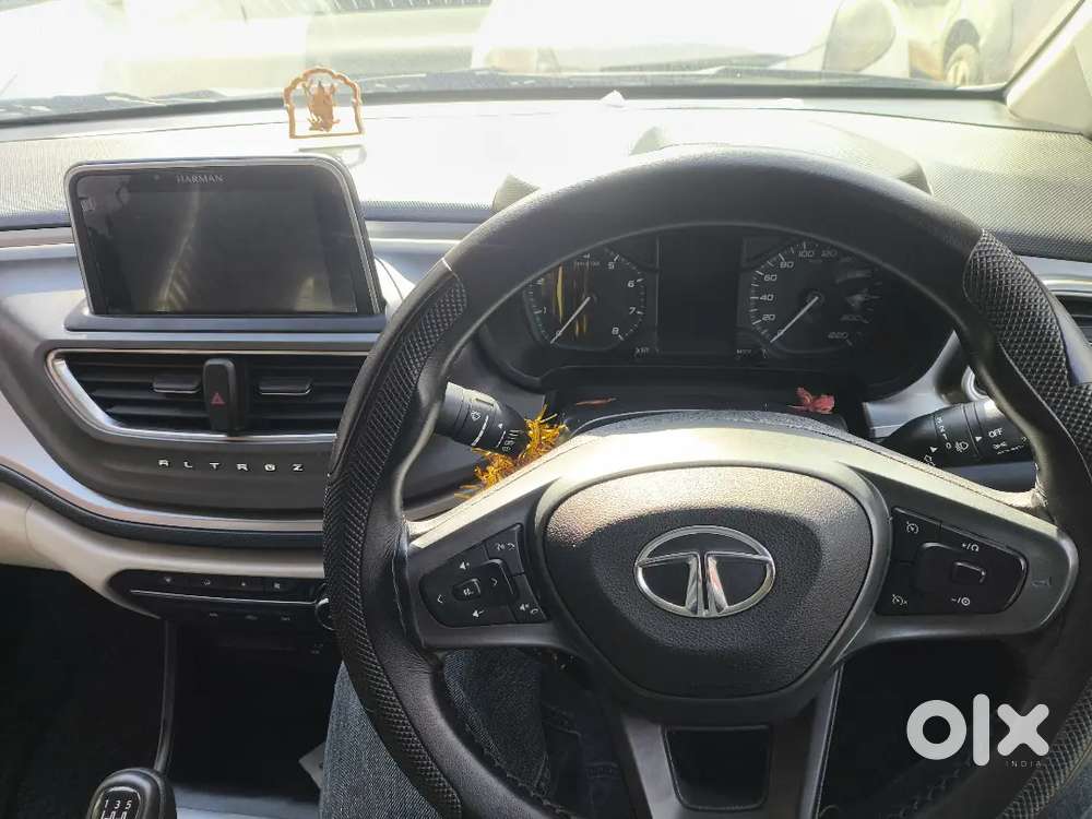 Tata Altroz 2023 Petrol 12000 Km Driven