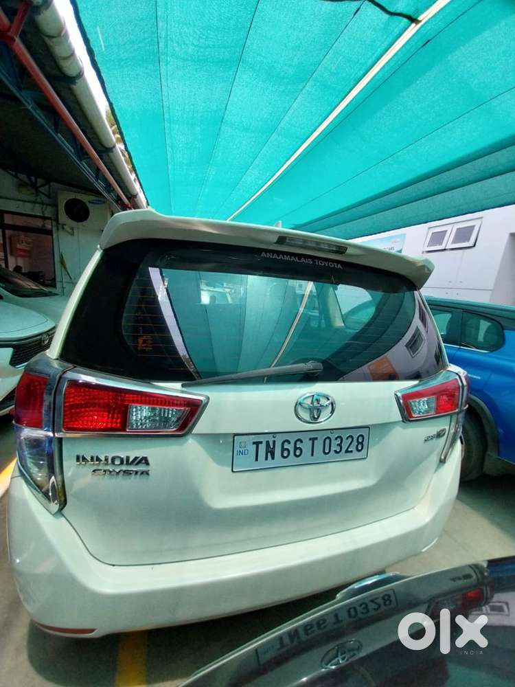 Toyota Innova Crysta 2.8 Zx At 7 Seater, 2016, Diesel