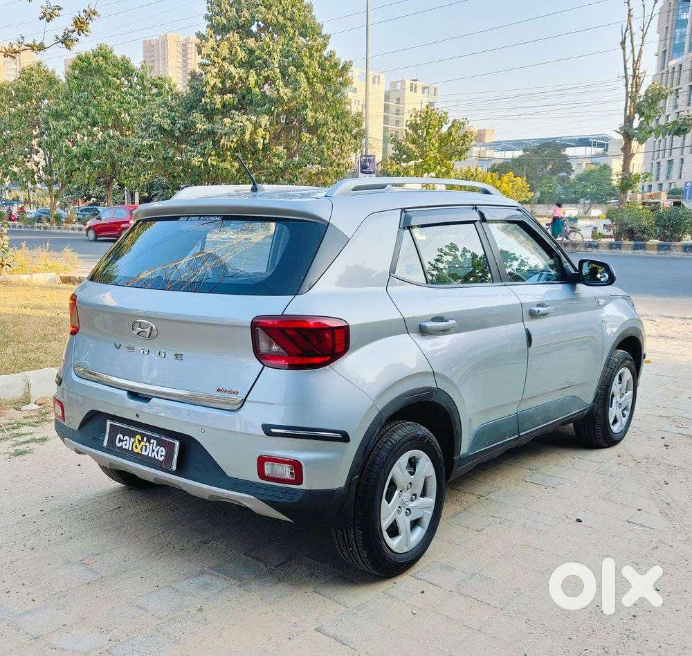 Hyundai Venue 1.0 S (o) Turbo Dct, 2019, Petrol