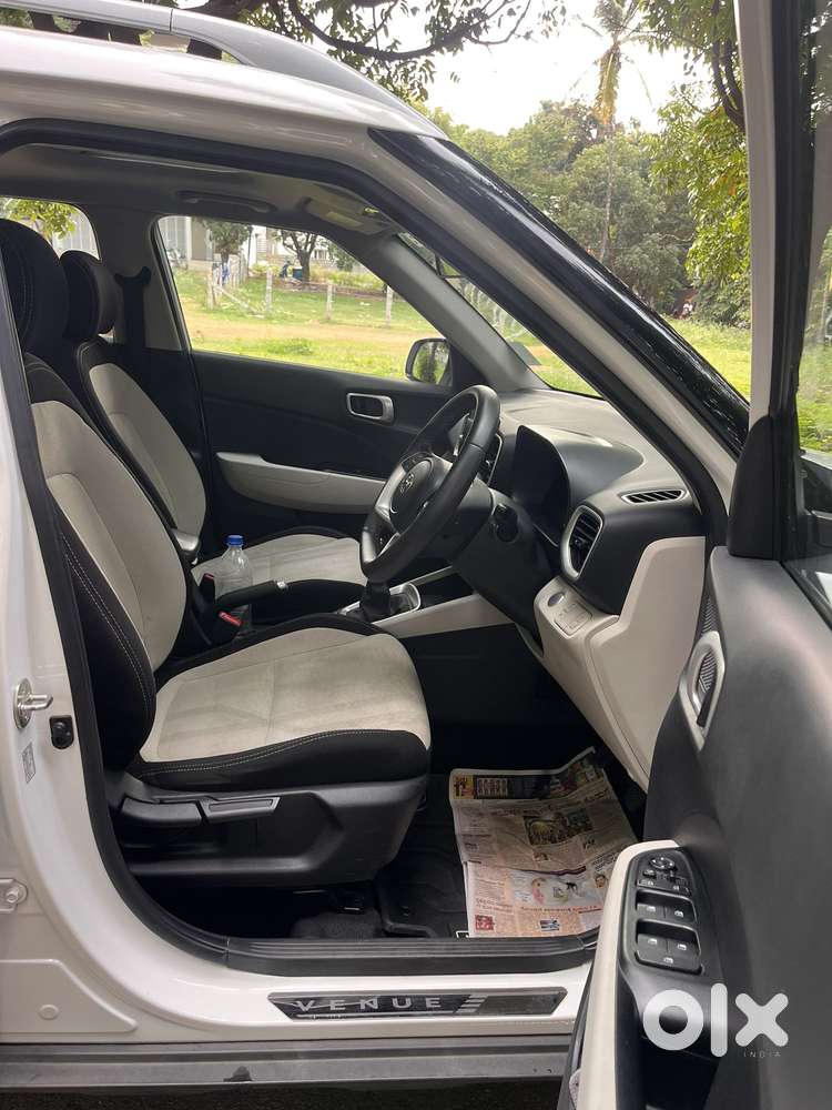 Hyundai Venue Sx (o) Mt 1.5 Diesel, 2024, Diesel