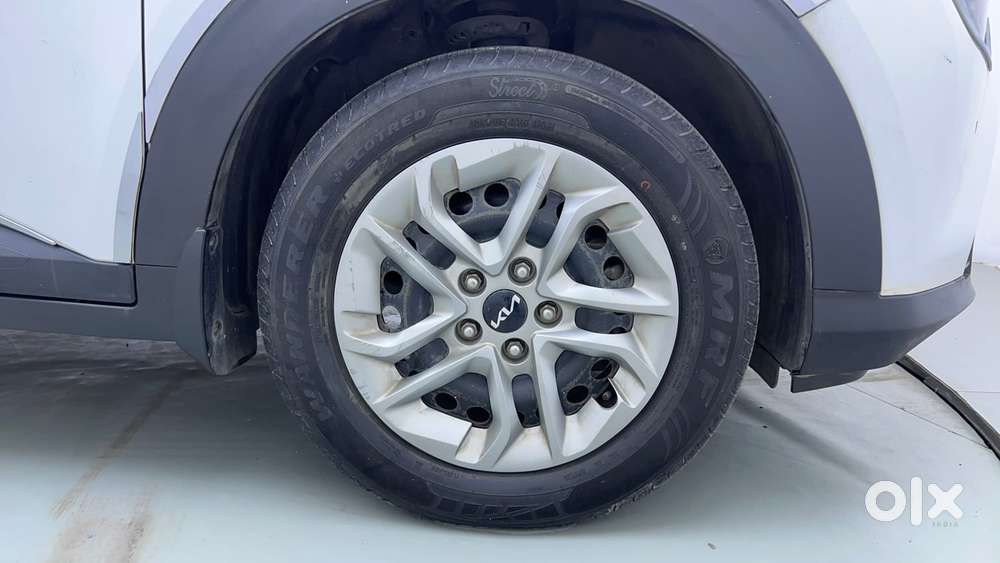 Kia Carens 1.4 Prestige 7 Str, 2022, Petrol