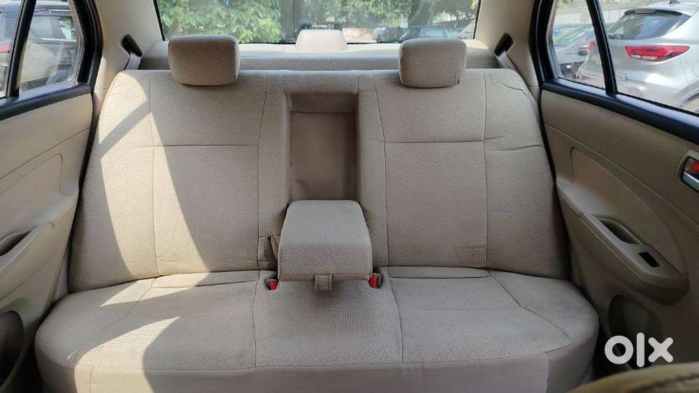 Maruti Suzuki Dzire 1.2 Vxi, 2015, Petrol