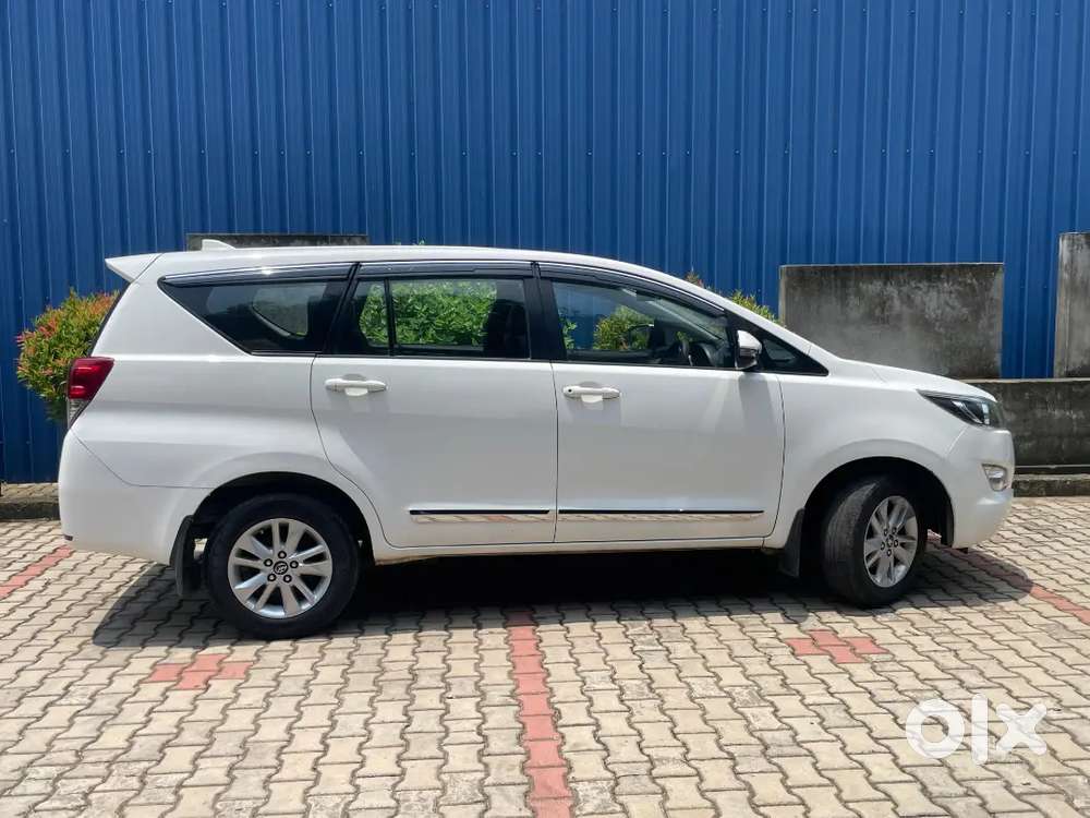 Toyota Innova Crysta 2018 Mt 7 Str