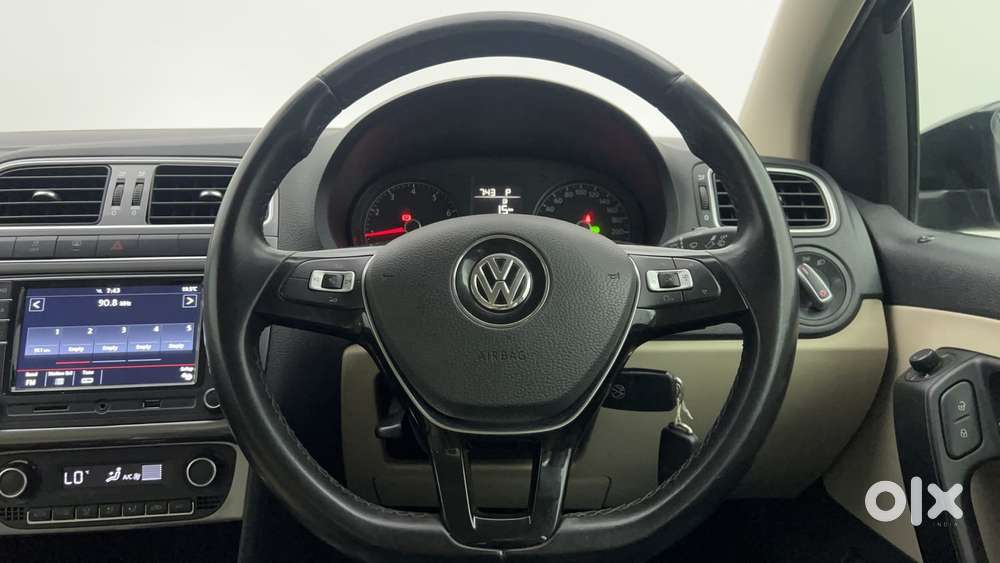 Volkswagen Vento 1.6 Highline, 2022, Petrol