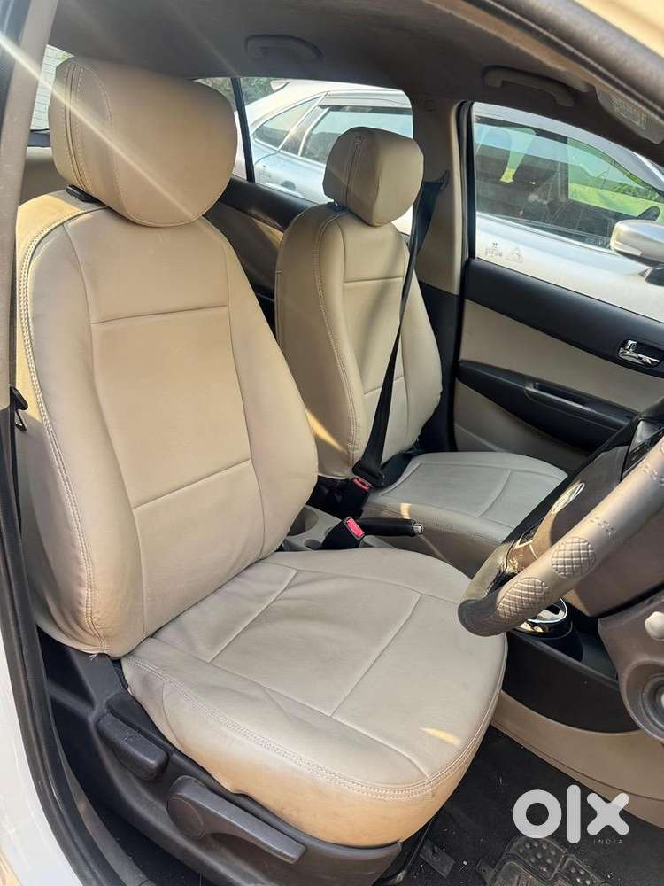 Hyundai Car Petrol 2012 Automatic