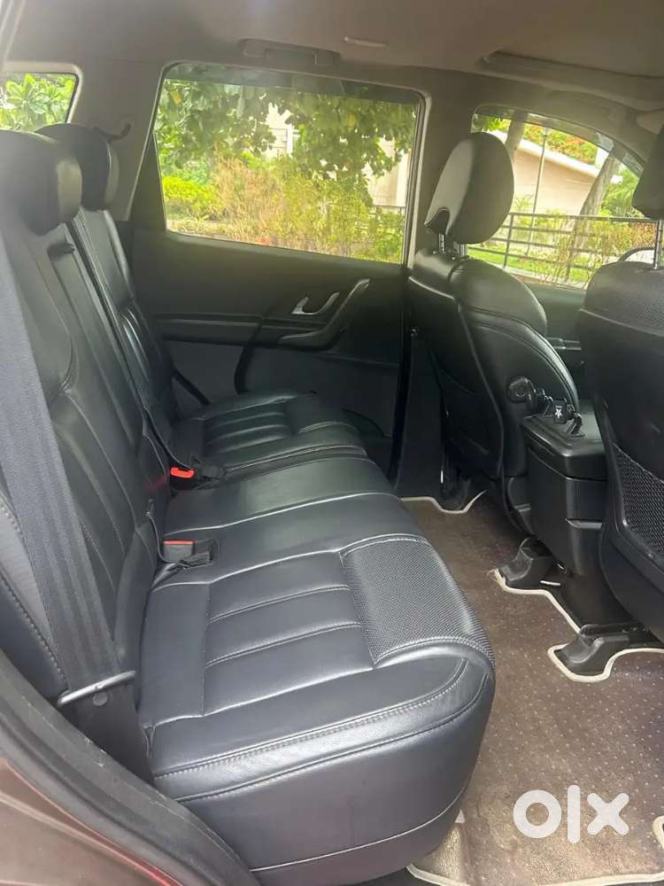 Mint Condition Xuv500 W10 At 62k Kms New Tyres New Battery