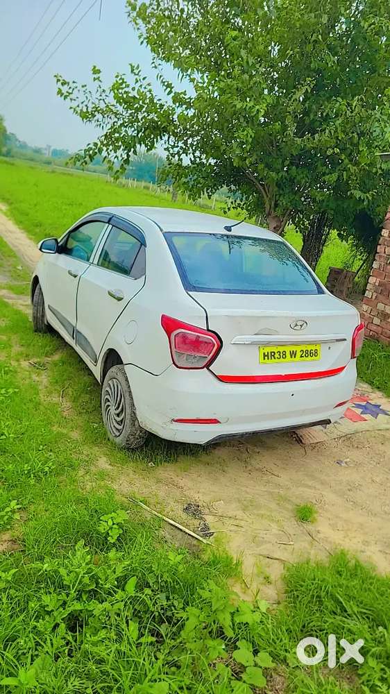 Hyundai Xcent Base 2016