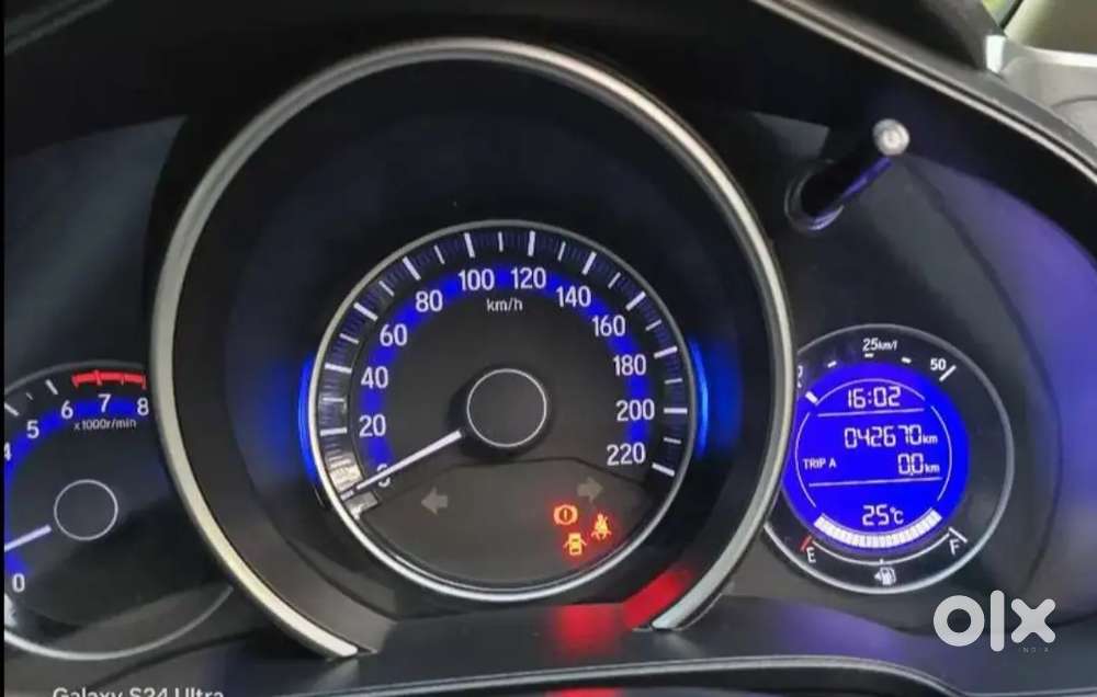 Honda Jazz Petrol 2015 In Top Condition