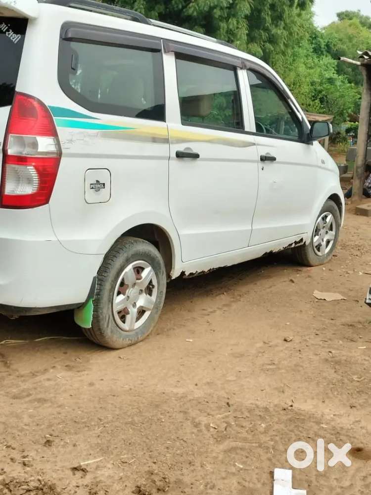 Chevrolet Enjoy Tcdi 2014 8-seater Manual