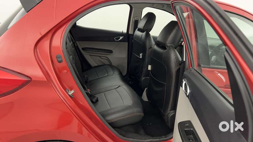 Tata Tiago 1.2 Revotron Xz Plus Dual Tone, 2019, Petrol