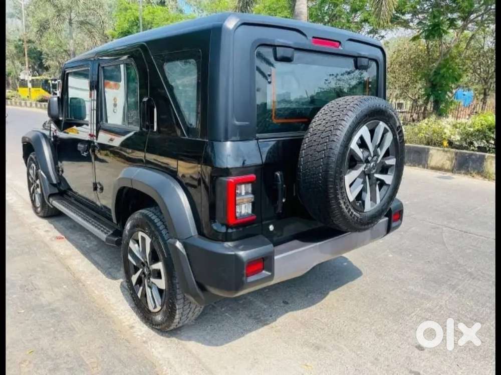 Mahindra Thar Roxx Petrol 2025