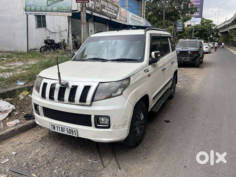 Mahindra Tuv 300 T10, 2018, Diesel