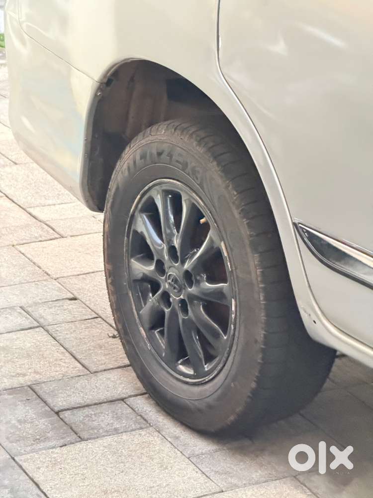 Toyota Innova Diesel 2013