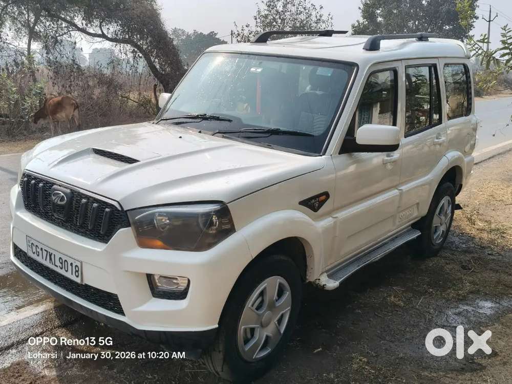 2017 Mahindra Scorpio S4+