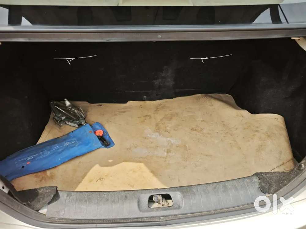 Maruti Suzuki Swift Dzire Vdi (diesel)  2015 Model  For Sale
