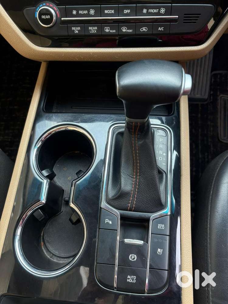 Kia Carnival Limousine, 2021, Diesel