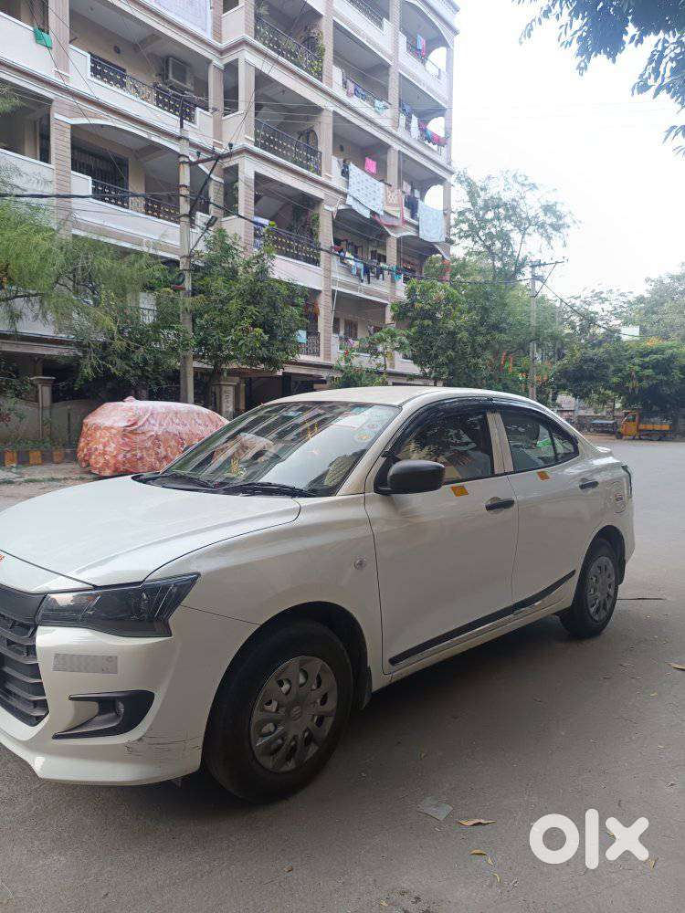 Maruti Suzuki Swift Dzire Lxi Option, 2026, Cng & Hybrids