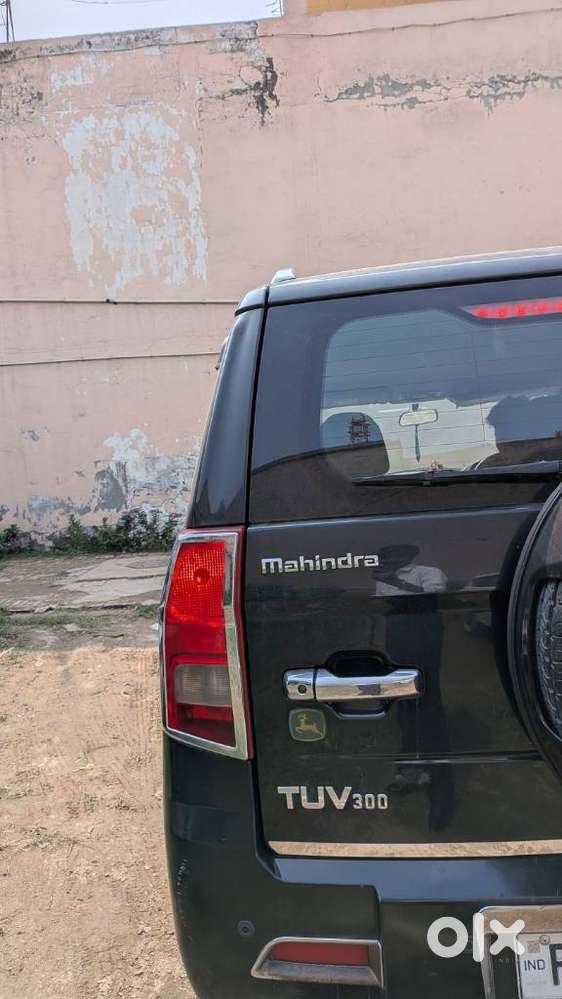 Mahindra Tuv 300 T8, 2016, Diesel