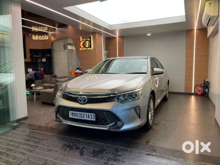 Toyota Camry Hybrid, 2015, Cng & Hybrids
