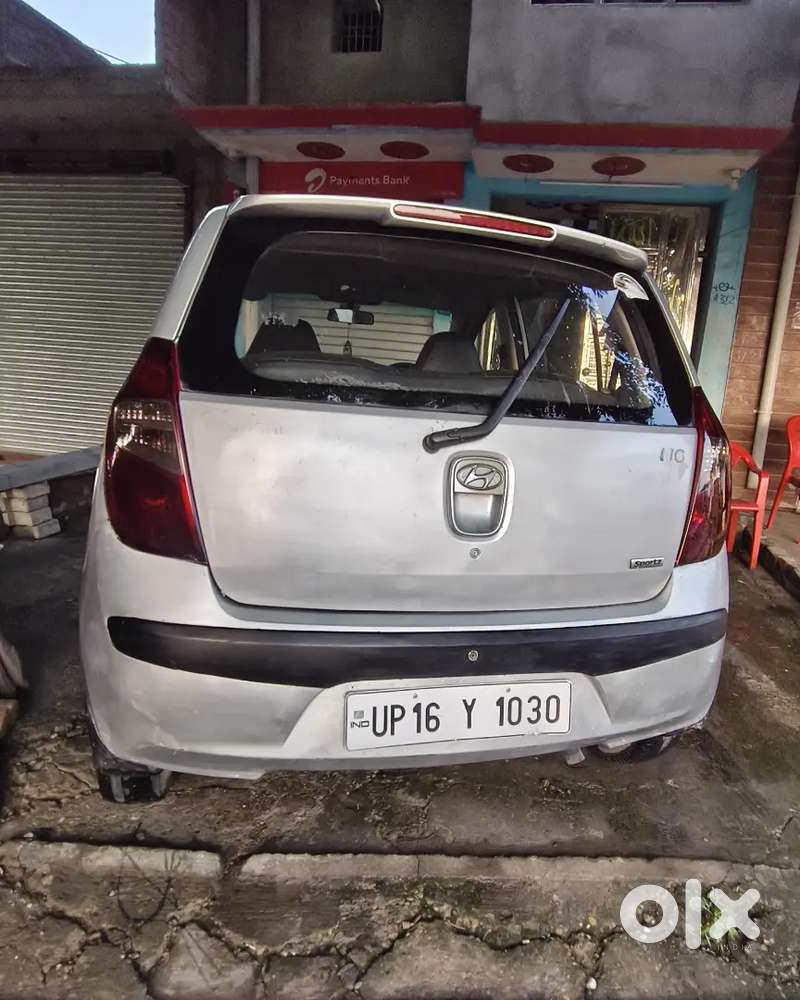 Hyundai I10 2010 Cng & Petrol Good Condition