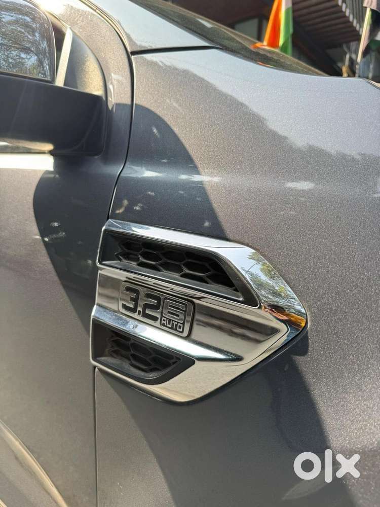 Ford Endeavour 3.2 Titanium 4x4 At, 2018, Diesel