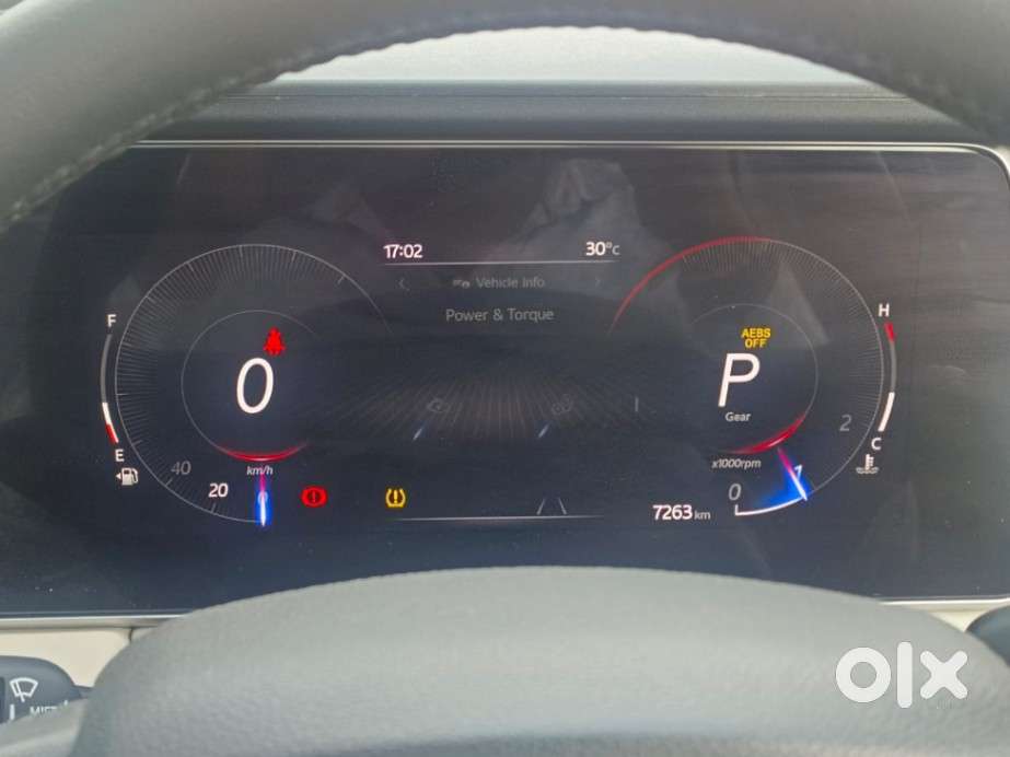 Mahindra Xuv700 Ax7l 6 Str At, 2025, Diesel