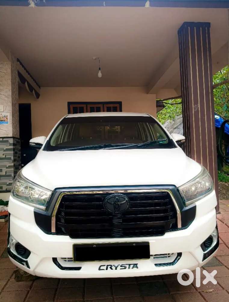 Toyota Innova Crysta 2017 Diesel 237000 Km Driven
