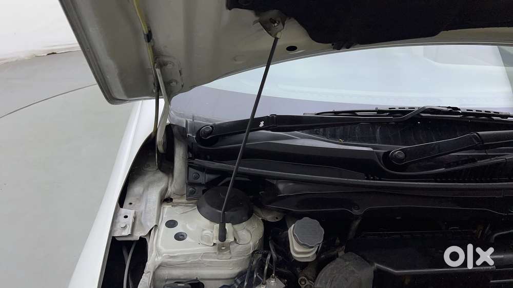 Maruti Suzuki Ciaz 1.5 Alpha Shvs Amt, 2018, Petrol