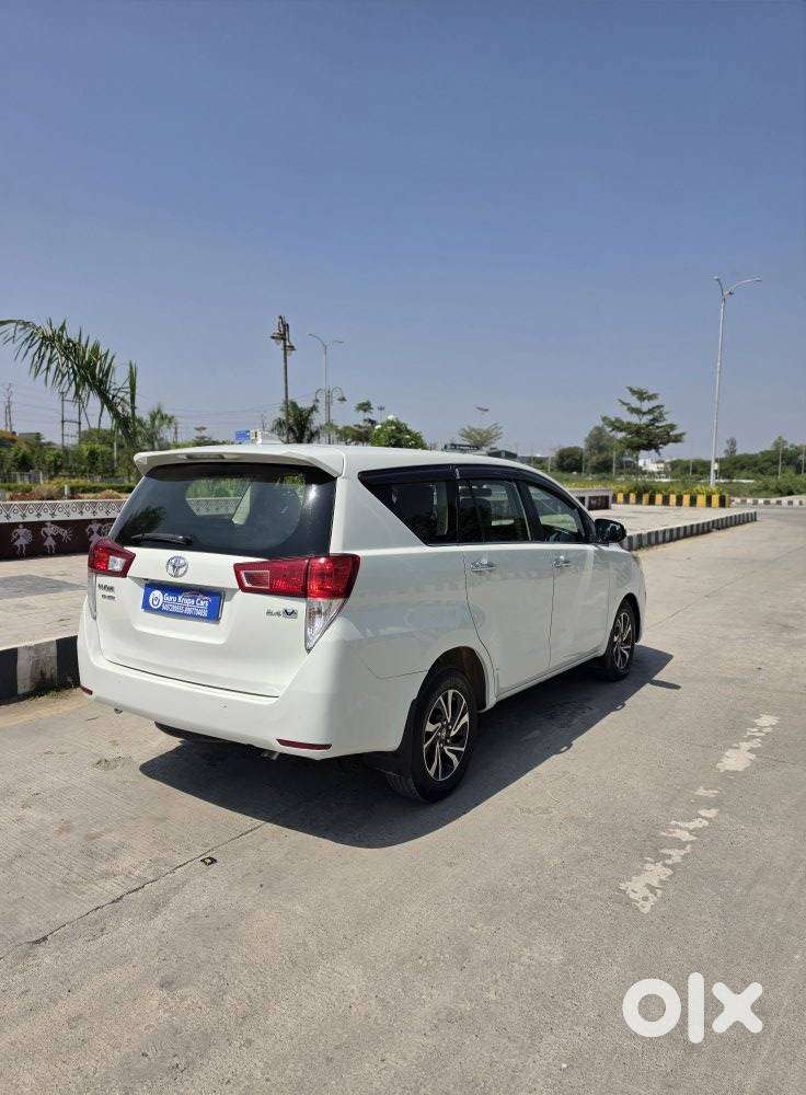 Toyota Innova Crysta 2.7 V, 2021, Diesel