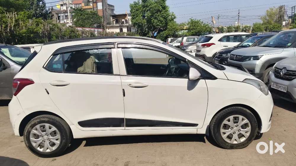 Hyundai Grand I10 2016 Cng & Hybrids Good Condition