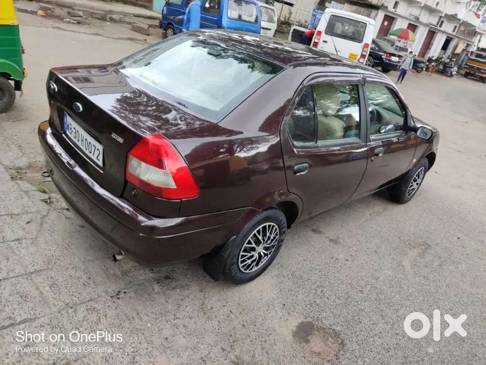Ford Ikon 1.4 Zxi 2010 Diesel