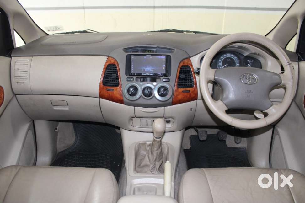 Toyota Innova 2.5 V 7 Str, 2007, Diesel