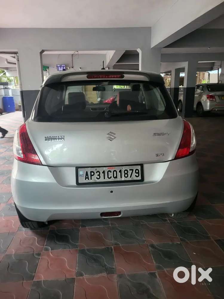 Maruti Suzuki Swift 2015