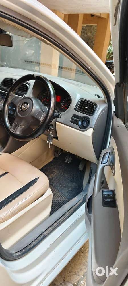 Volkswagen Vento Petrol Manual 2011 Year
