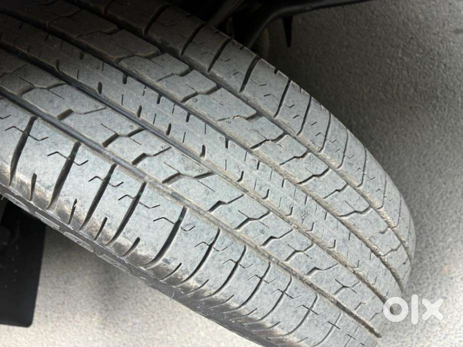Toyota Innova Crysta 2.4 G Plus Mt 8 Str, 2024, Diesel
