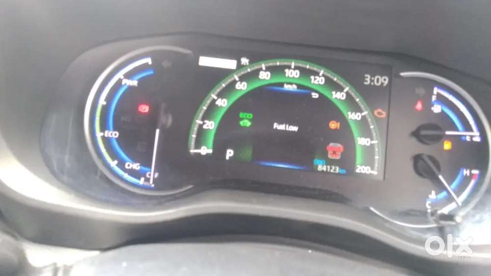Toyota Innova Hycross 2.0 Zx (o) Hybrid 2023