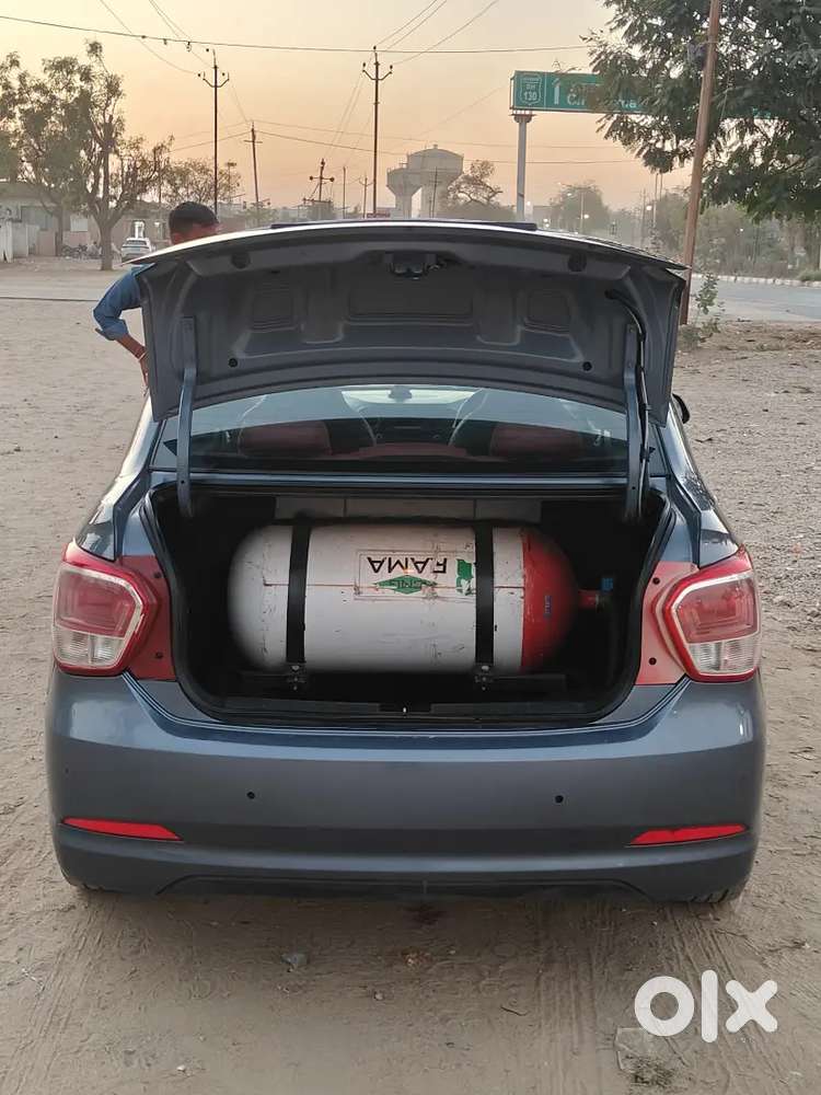 Xcent Vtvt Sx (o) Automatic
Fuel:- Patrol/cng 
Km ÷63126
