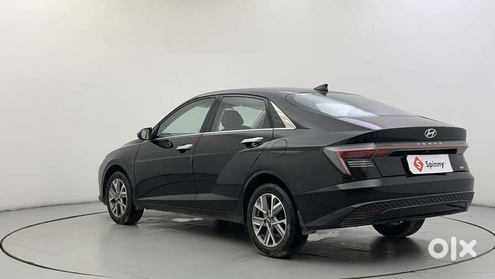 Hyundai Verna Sx 1.5 Petrol Ivt, 2023, Petrol
