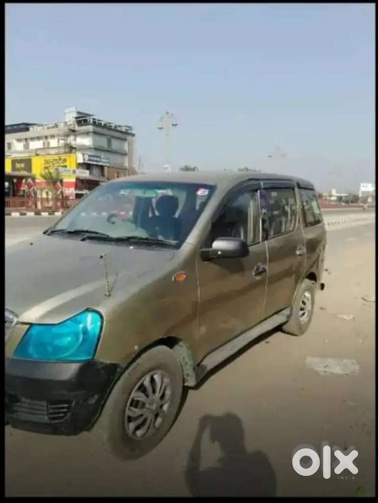 Mahindra Xylo 2009