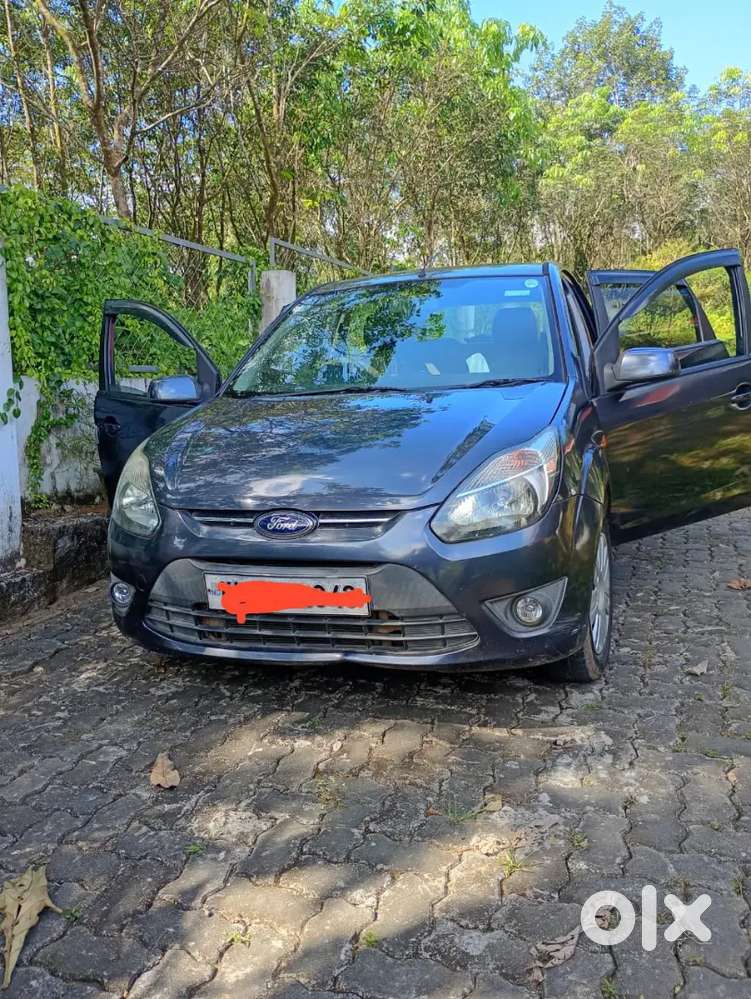 Ford Figo Petrol Lxi 2012