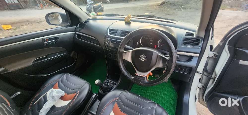 Maruti Suzuki Swift 2015 Diesel 80200 Km Driven